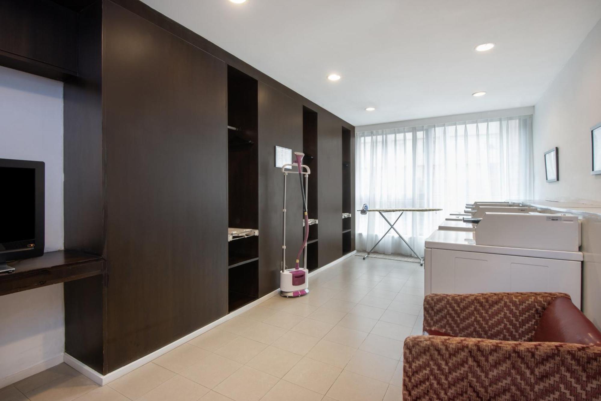 Holiday Inn Express Chengdu Gulou-Tianfu Square Chunxi Road Branch Kültér fotó