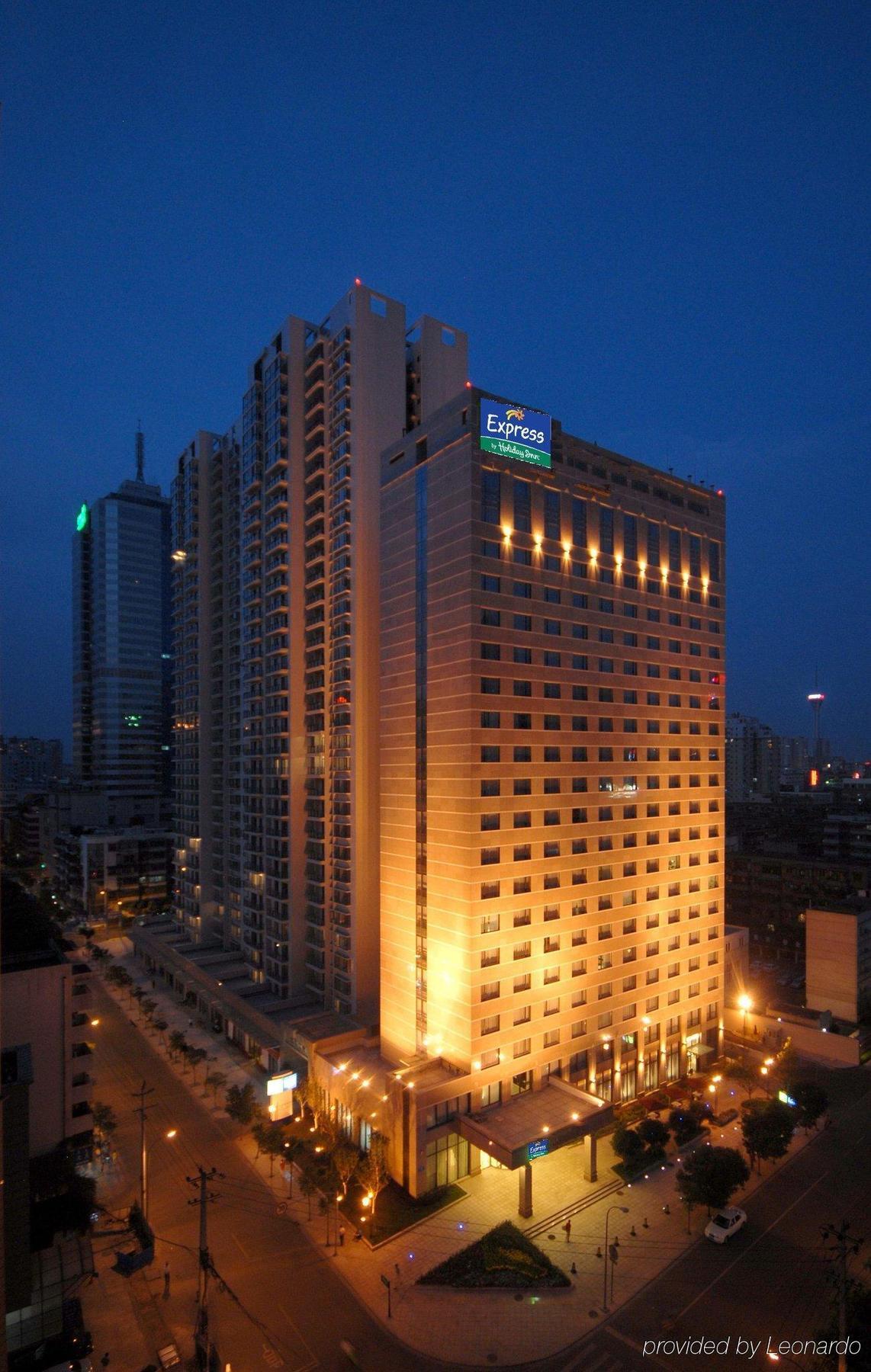 Holiday Inn Express Chengdu Gulou-Tianfu Square Chunxi Road Branch Kültér fotó